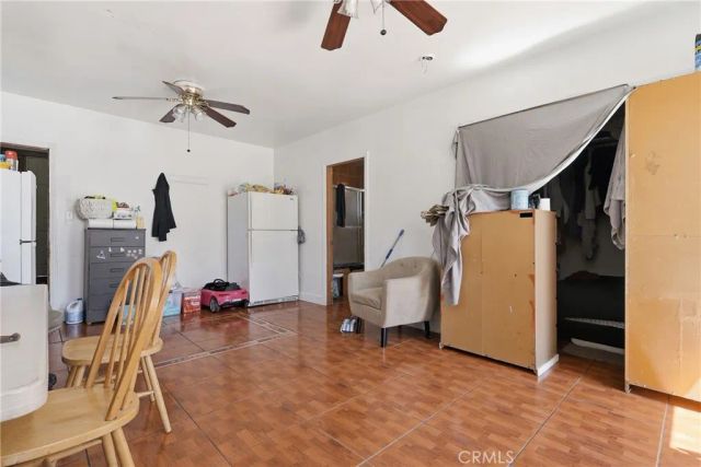 910 E 19th Street, Long Beach, CA 90806