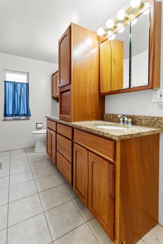 1906 S Ione Street, Kennewick, WA 99337