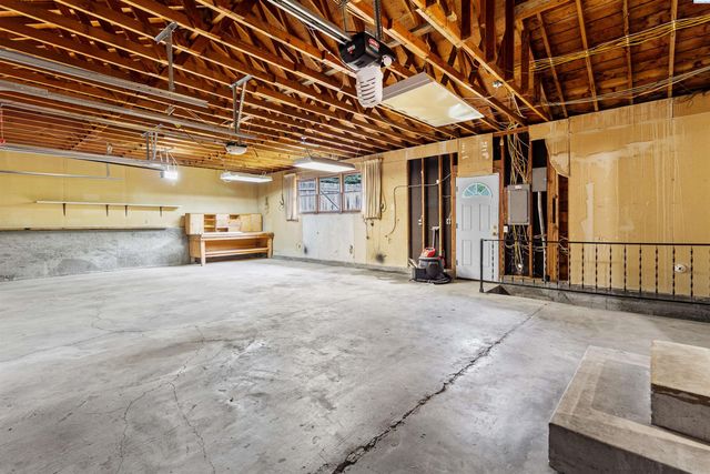 1906 S Ione Street, Kennewick, WA 99337