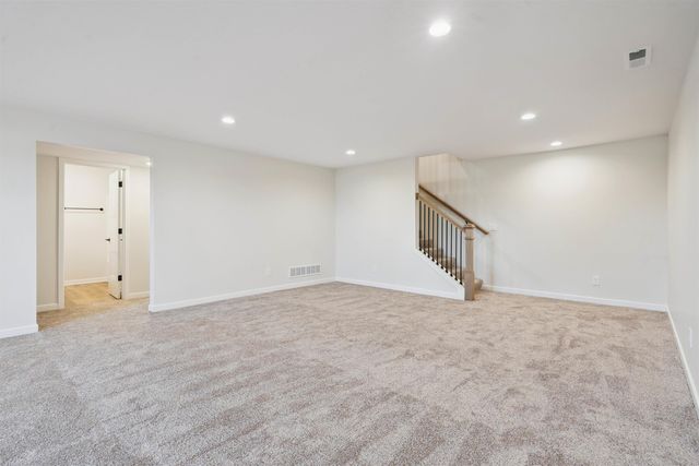 1789-7 Golf Course Boulevard, Independence, IA 50644