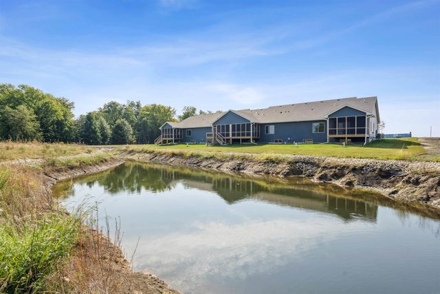 1789-7 Golf Course Boulevard, Independence, IA 50644