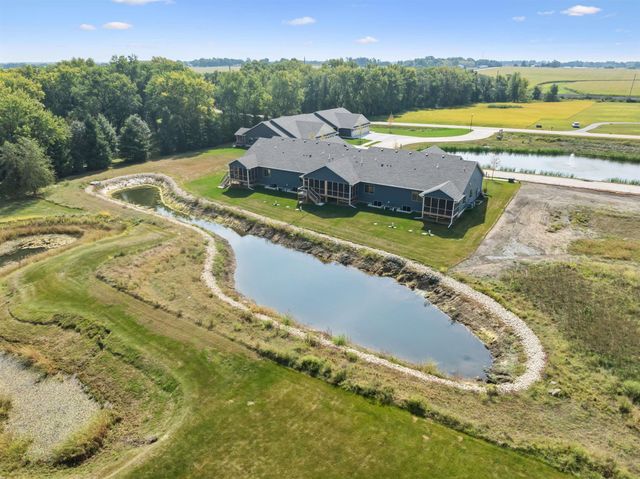 1789-7 Golf Course Boulevard, Independence, IA 50644