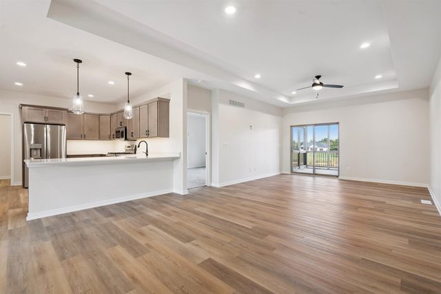 1789-7 Golf Course Boulevard, Independence, IA 50644