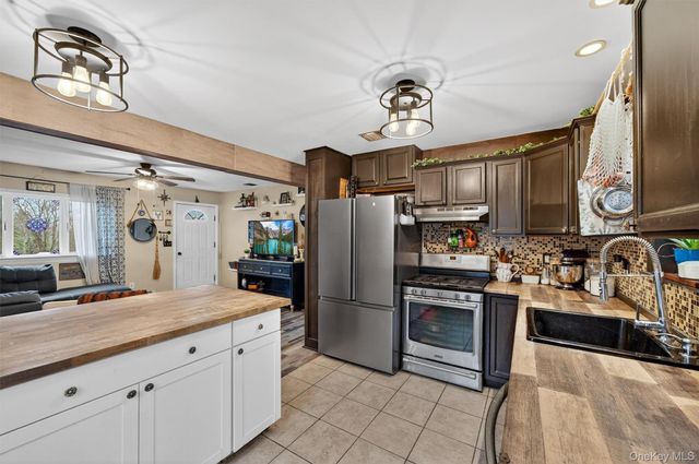 23 Crotty Court, Monroe, NY 10950