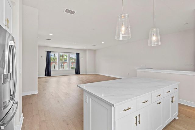 4302 W NORTH B STREET 4, Tampa, FL 33609