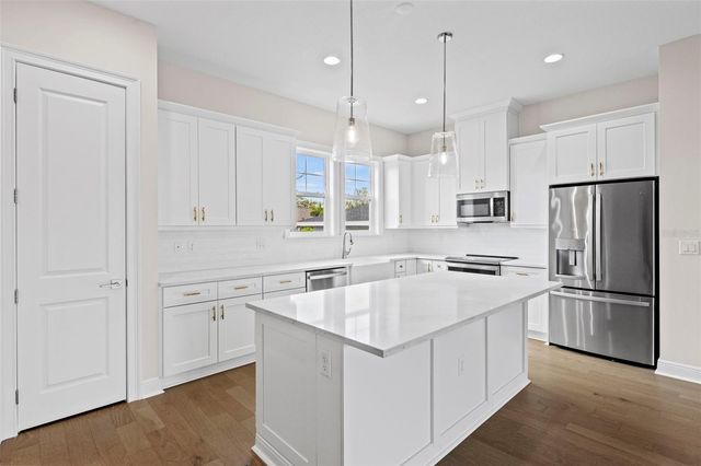 4302 W NORTH B STREET 4, Tampa, FL 33609