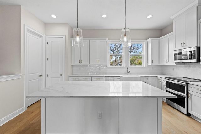 4302 W NORTH B STREET 4, Tampa, FL 33609