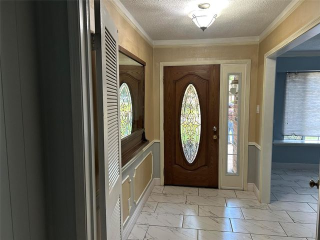 1006 Caspian Lane, Houston, TX 77090
