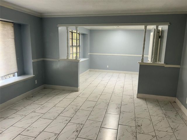 1006 Caspian Lane, Houston, TX 77090