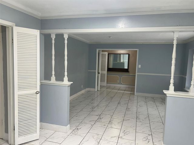 1006 Caspian Lane, Houston, TX 77090