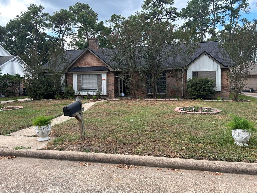 1006 Caspian Lane, Houston, TX 77090