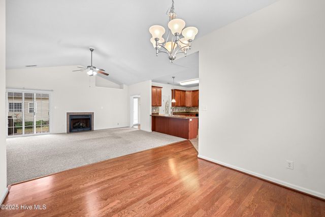 102 Winterlochen Drive, Jacksonville, NC 28540