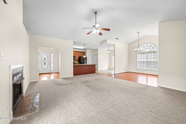 102 Winterlochen Drive, Jacksonville, NC 28540