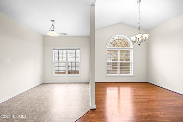 102 Winterlochen Drive, Jacksonville, NC 28540