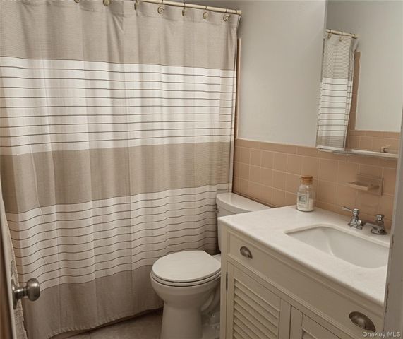 90-28 83rd Avenue, Glendale, NY 11385