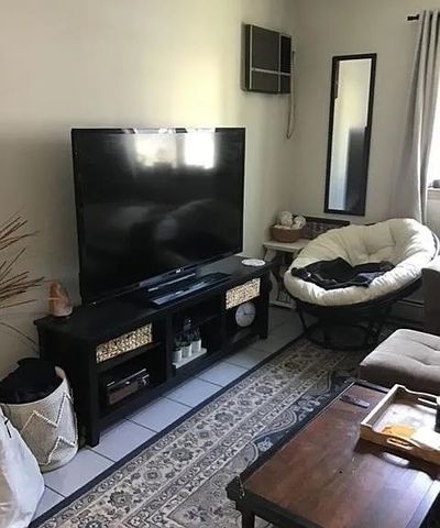 16 Marney St 1, Cambridge, MA 02141