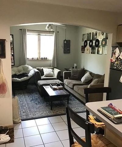 16 Marney St 1, Cambridge, MA 02141