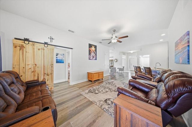 1408 LEGATTO LOOP, Dundee, FL 33838