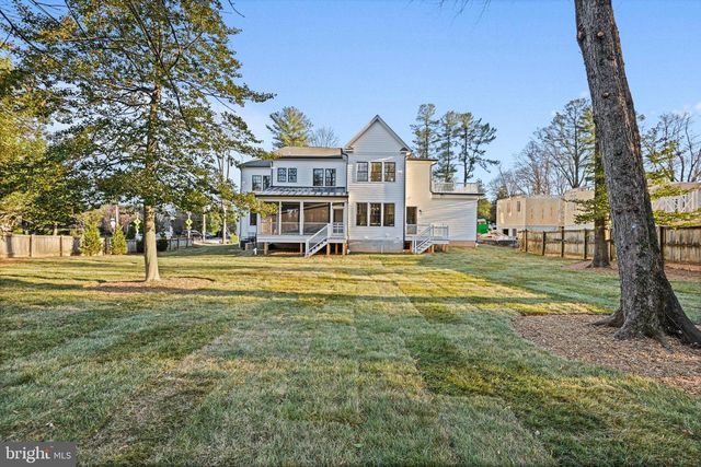 352 AYR HILL AVE NE, Vienna, VA 22180