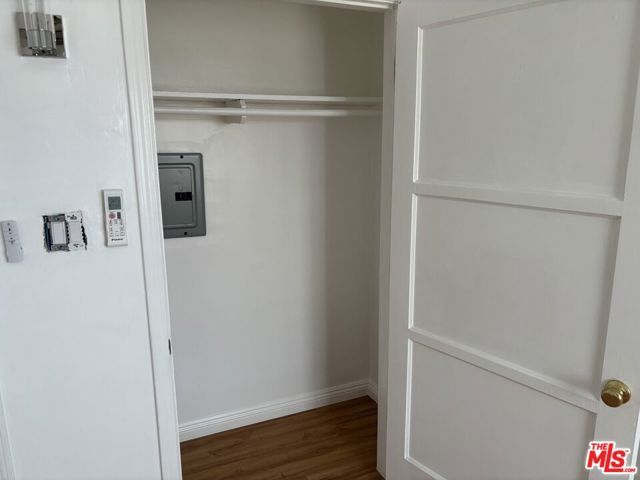 8437 Lilienthal Avenue, Los Angeles, CA 90045