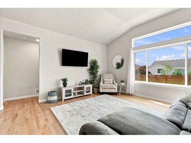625 Tenderfoot Dr, Berthoud, CO 80513
