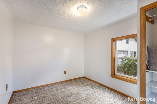 4768 Bauer Road, Georgetown Twp, MI 49426