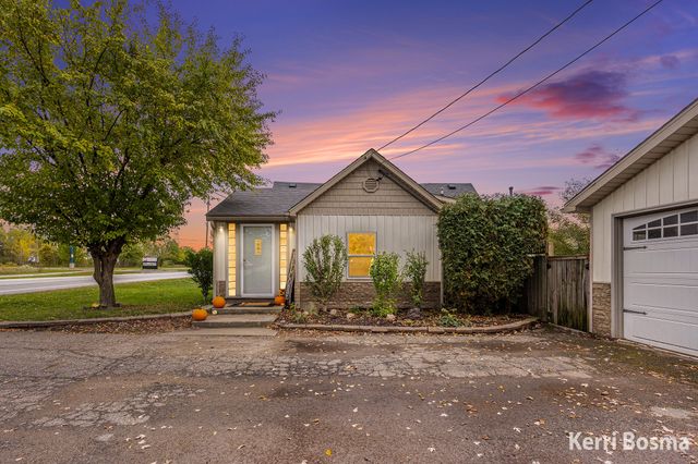 4768 Bauer Road, Georgetown Twp, MI 49426