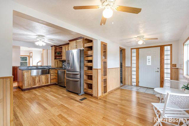 4768 Bauer Road, Georgetown Twp, MI 49426