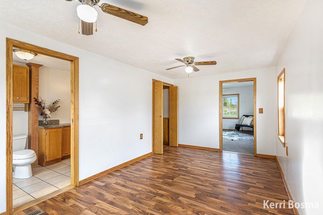 4768 Bauer Road, Georgetown Twp, MI 49426