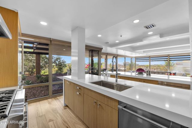 7157 E RANCHO VISTA Drive 5006, Scottsdale, AZ 85251