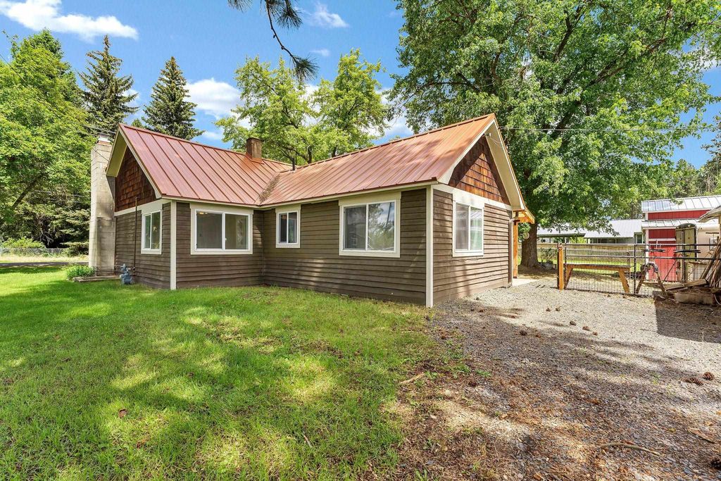 402 6TH Ave, Deer Park, WA 99006 photo 3