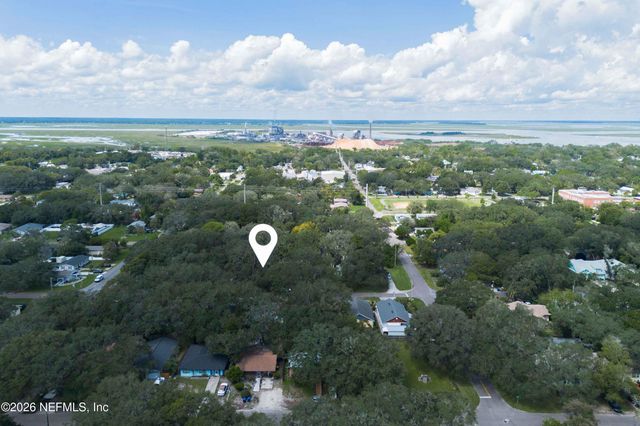 716 S 12TH Street, Fernandina Beach, FL 32034