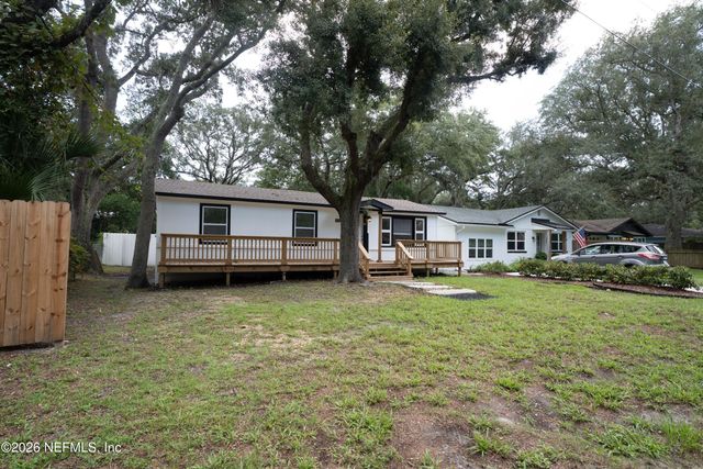 716 S 12TH Street, Fernandina Beach, FL 32034