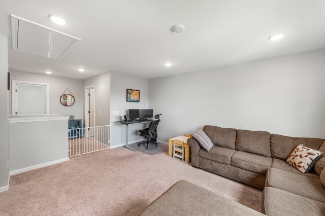 252 Brook Ave, White House, TN 37188