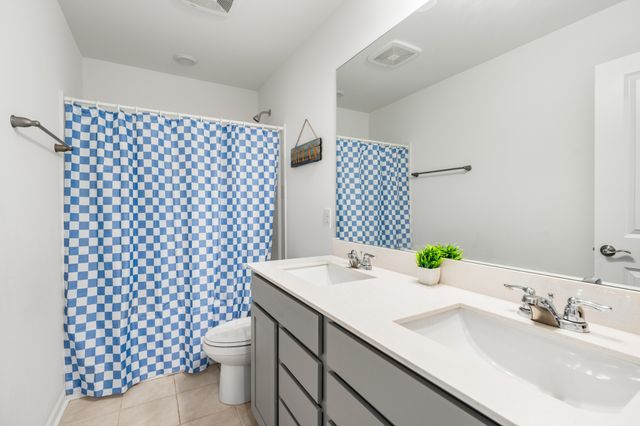 252 Brook Ave, White House, TN 37188