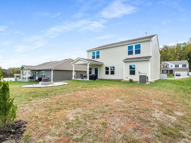 252 Brook Ave, White House, TN 37188