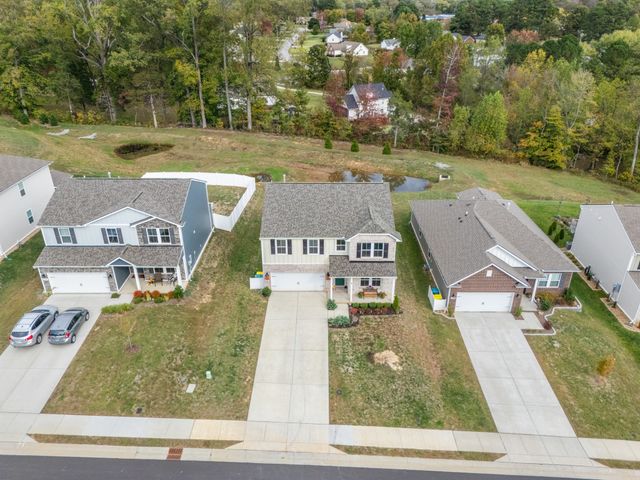 252 Brook Ave, White House, TN 37188