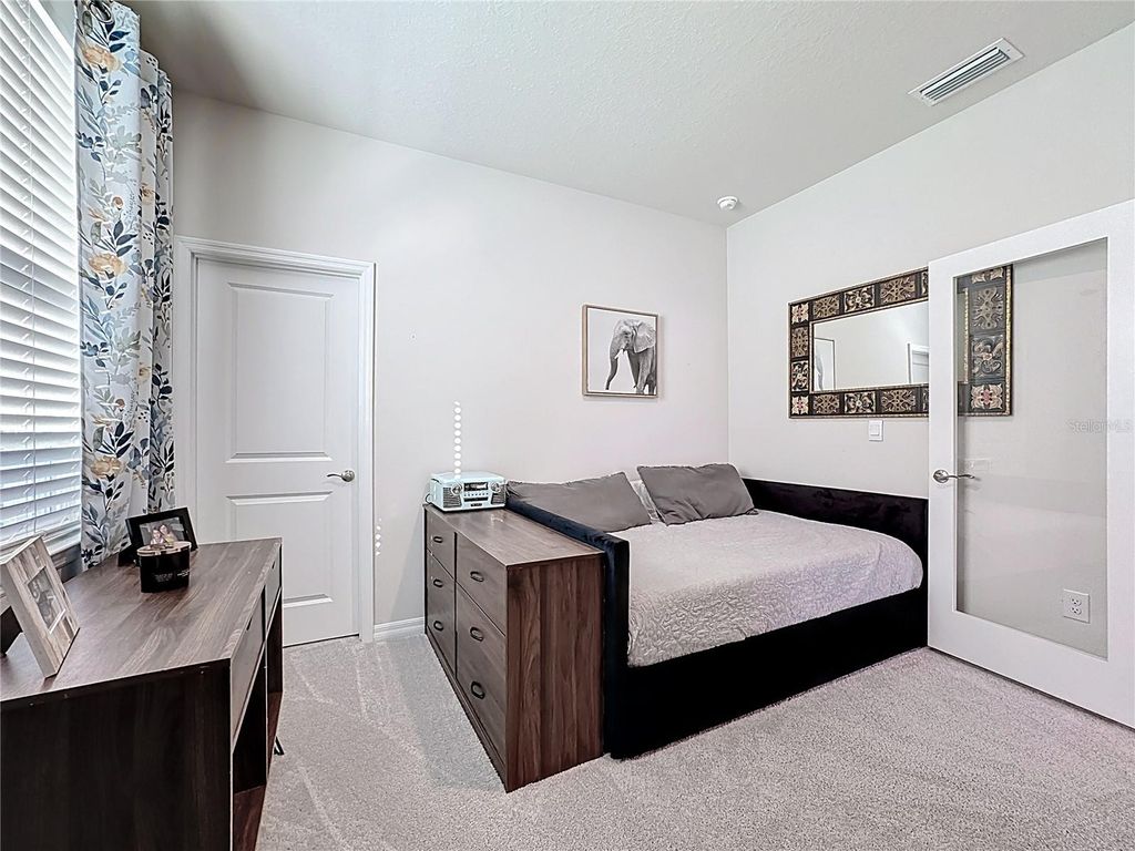 Image 24 of property listing at 621 157TH COURT E, Bradenton, FL 34212