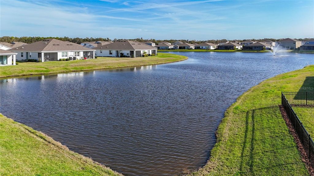 Image 39 of property listing at 621 157TH COURT E, Bradenton, FL 34212