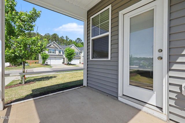 2002 Strickland Oak Way, Durham, NC 27703