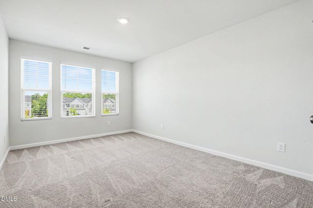 2002 Strickland Oak Way, Durham, NC 27703