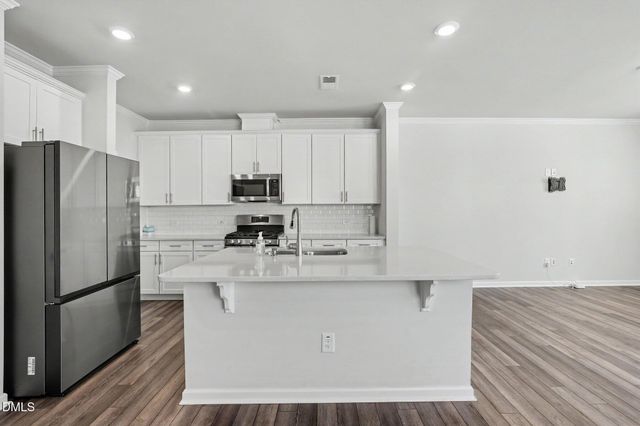 2002 Strickland Oak Way, Durham, NC 27703