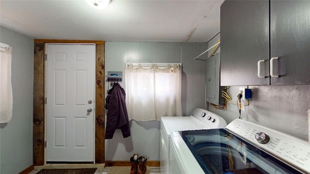 10237 Oakwood Drive, Corning, NY 14830