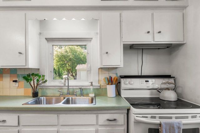 3521 Margaret Street, Madison, WI 53714