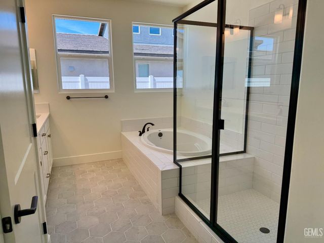 14709 Rutherford Park Ave, Bakersfield, CA 93311