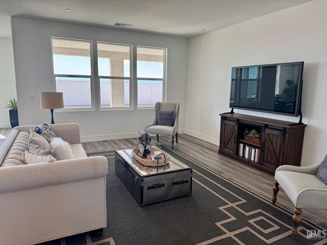 14709 Rutherford Park Ave, Bakersfield, CA 93311