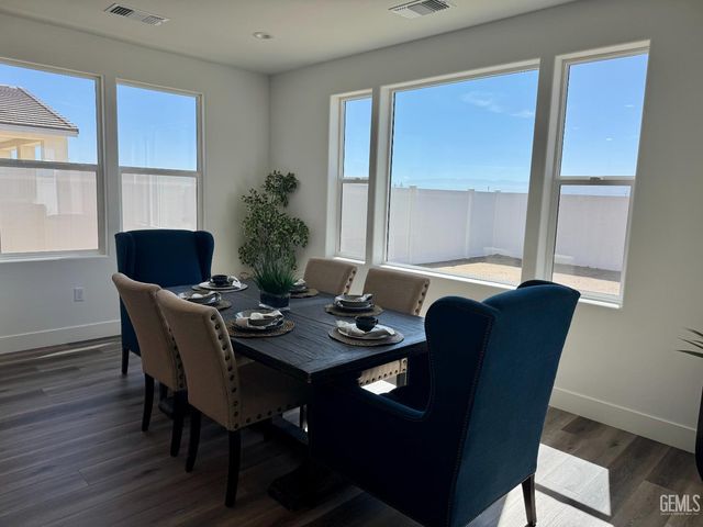 14709 Rutherford Park Ave, Bakersfield, CA 93311