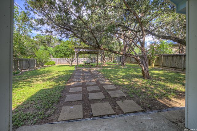 2043 Nevada, San Marcos, TX 78666