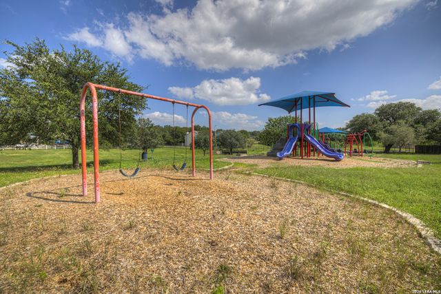 2043 Nevada, San Marcos, TX 78666
