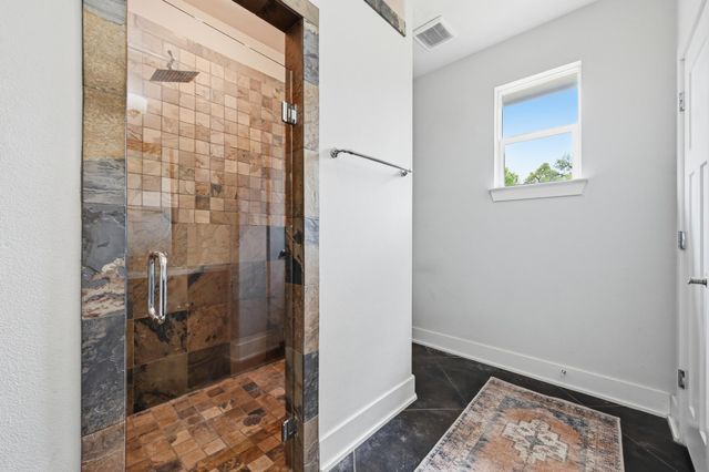 820 Panorama DR, Dripping Springs, TX 78620